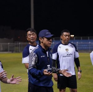 shin-tae-yong-berikan-strategi-mental-kepada-timnas-indonesia-menjelang-pertandingan-melawan-jepang